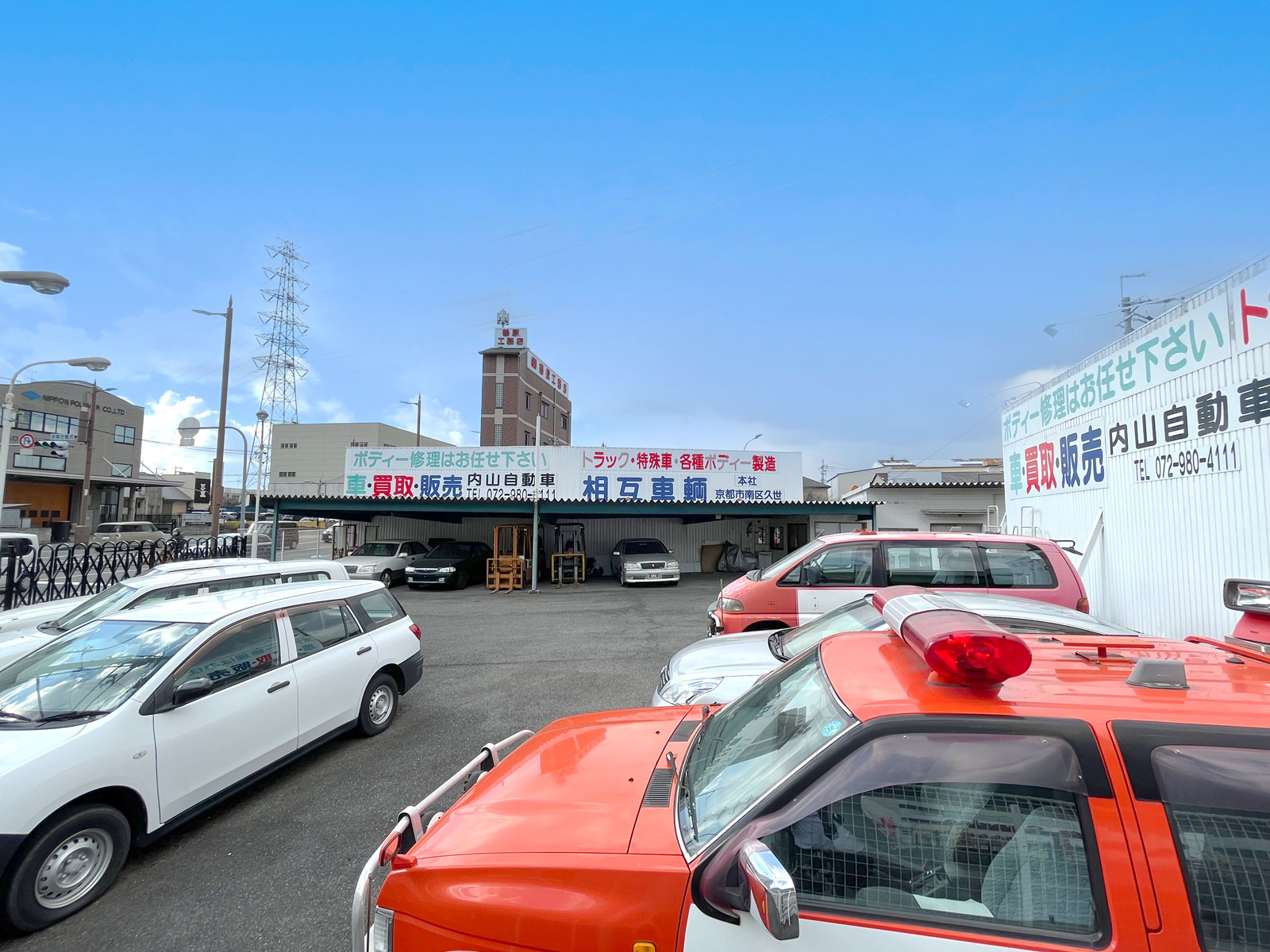 内山自動車-整備現場